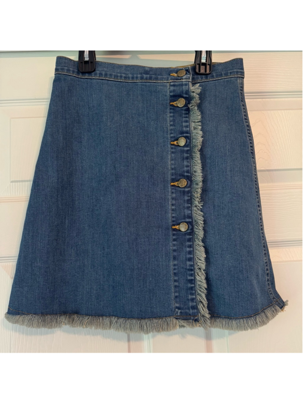 Women's Draper James Denim Skirt Size 0 Blue Button Front Raw Hem A Line